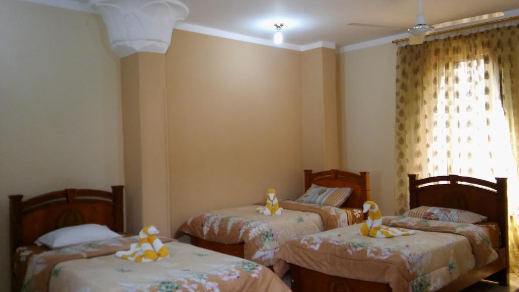 Pyramids Luxor Hotel & Spa Экстерьер фото