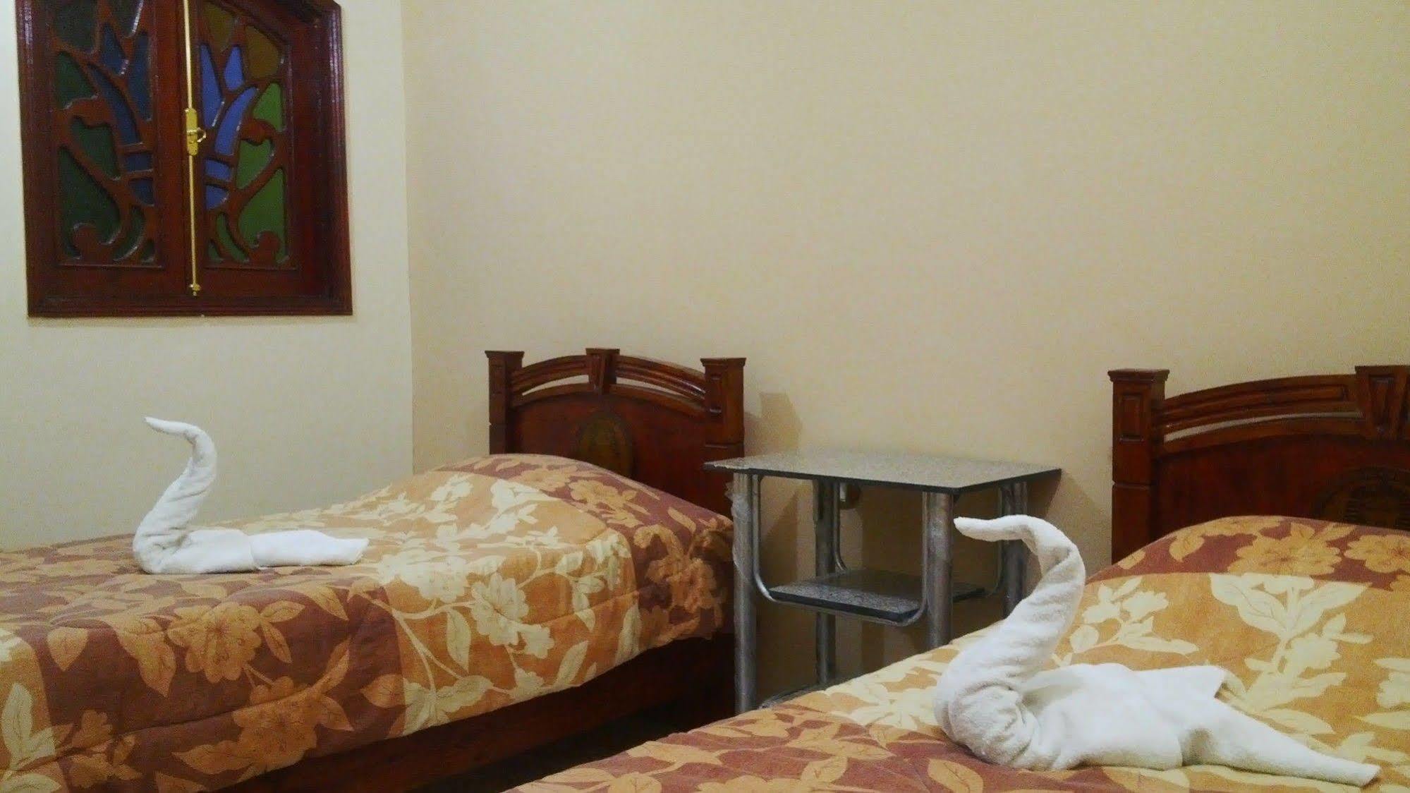 Pyramids Luxor Hotel & Spa Экстерьер фото